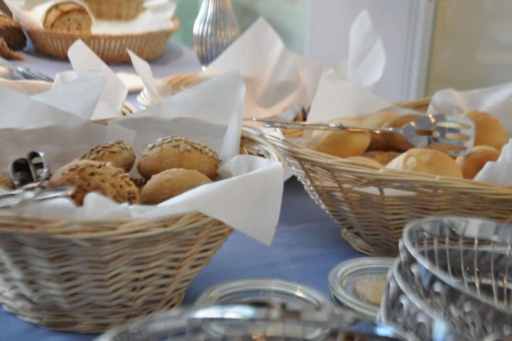 Breakfast/Coffee Service 32 of 48