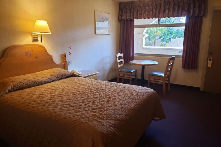 Room 16 of 41