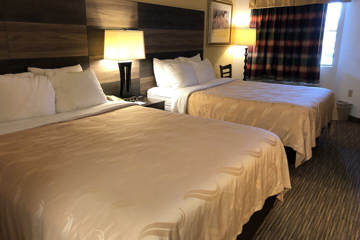 Room 6 of 47