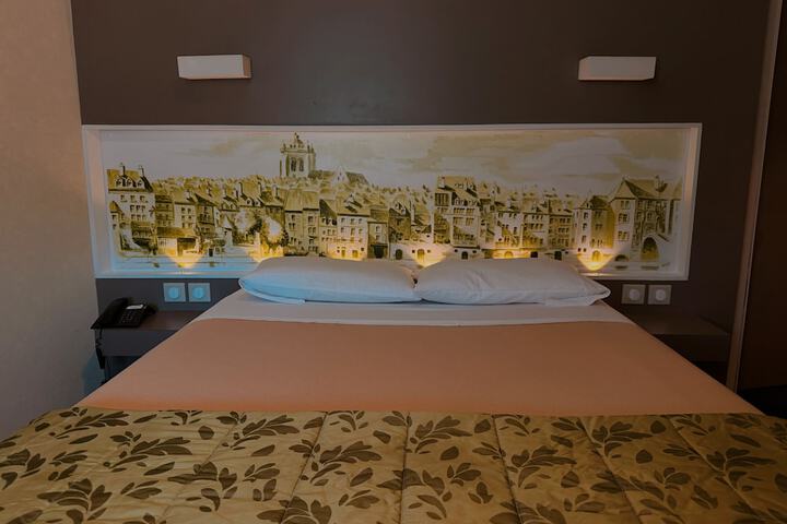 Room 47 of 87