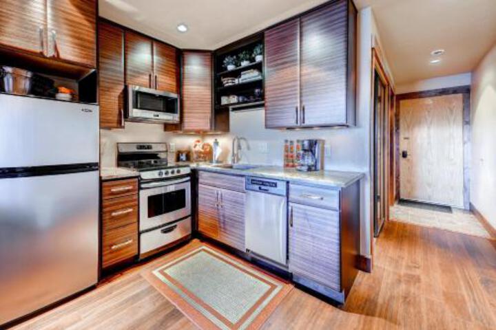 Studio Condo 318 in Historic Frisco at Cedars Lodge in Frisco, CO
