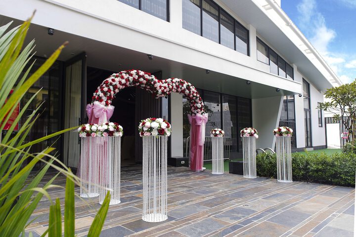 Hotel Exterior 46 of 58