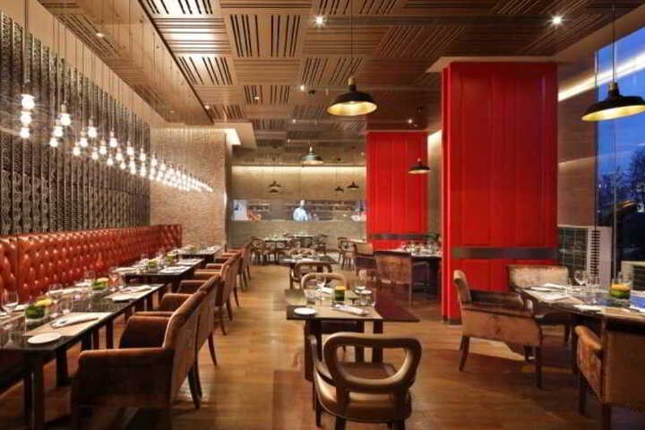 Dining 20 of 21