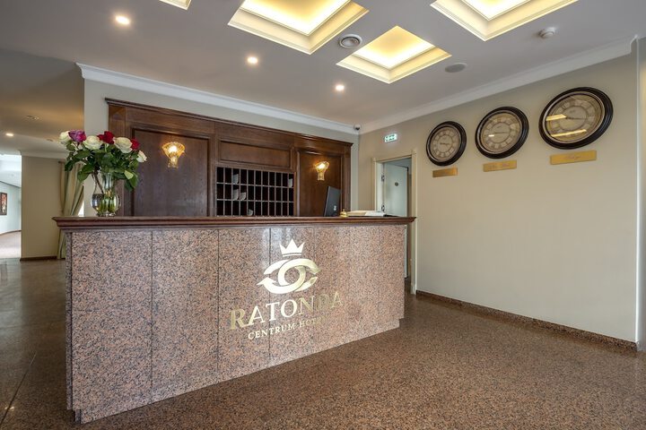 Guest Lobby