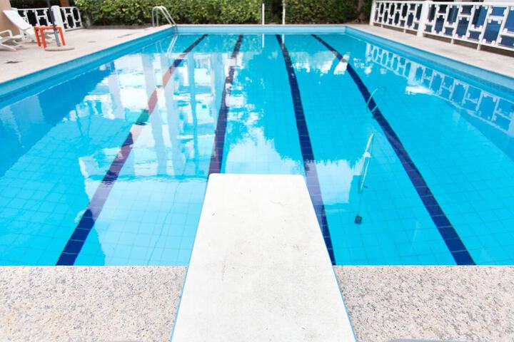 Pool Hotel