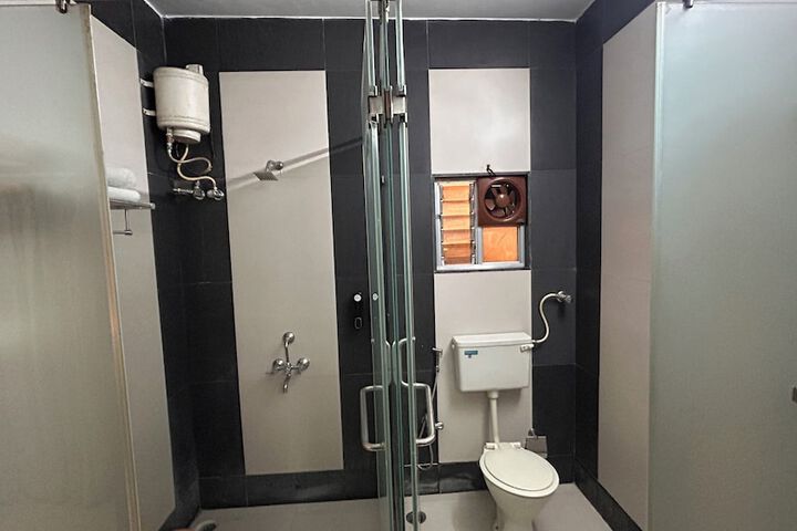 Room 56 of 111