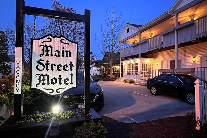 Hotel 62 of 67