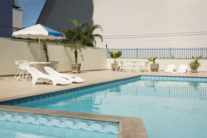 Pool 50 of 86
