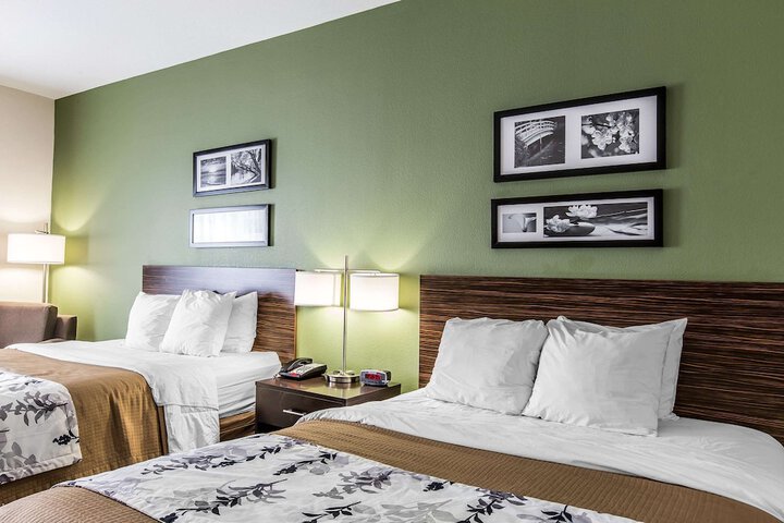 Room 12 of 33