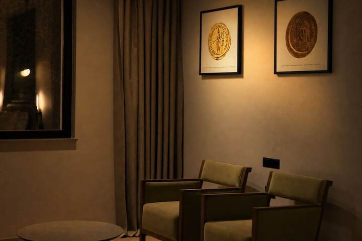 Room 24 of 58
