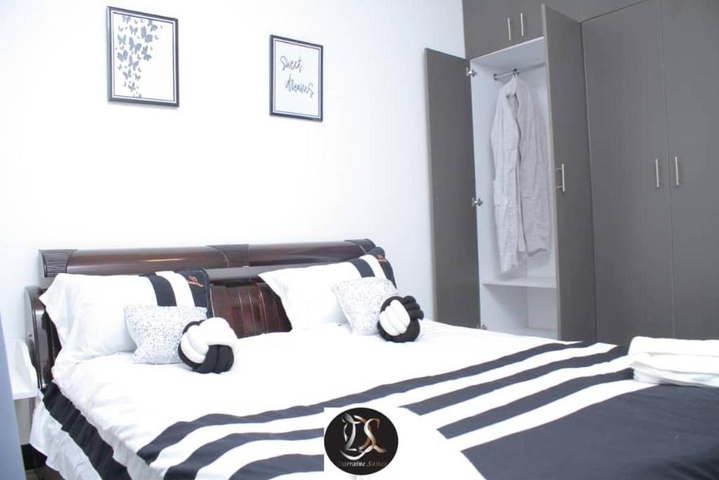 Room 3 of 11