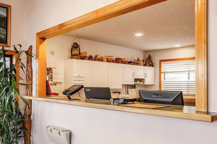 Hotel Interior 7 of 58