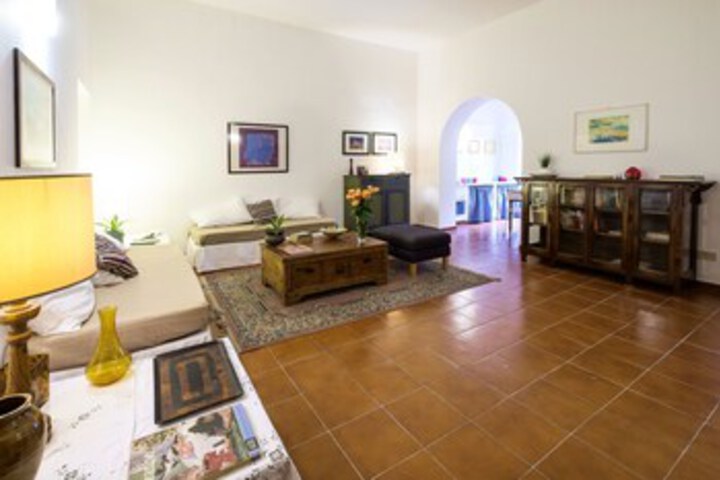 Room 44 of 68