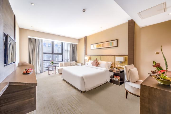 Room 27 of 60