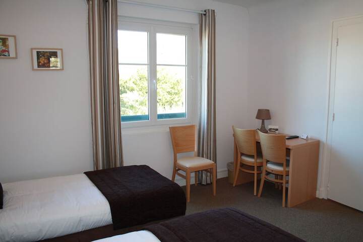 Room 12 of 63