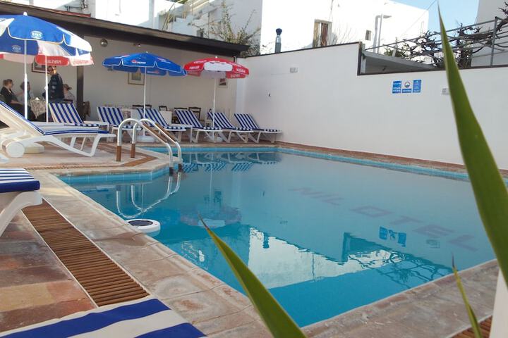 Pool Hotel