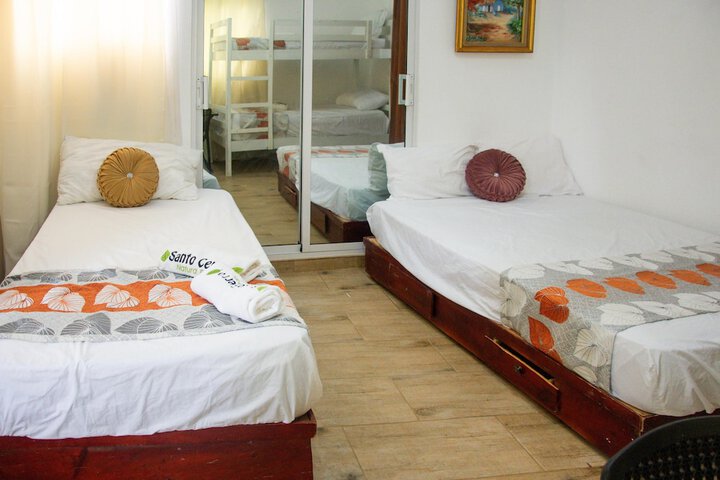 Room 65 of 150