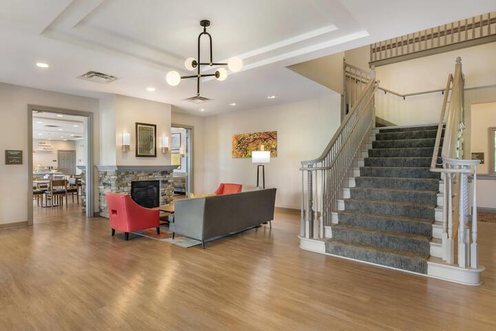 Guest Lobby