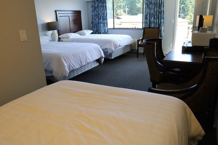 Room 5 of 34