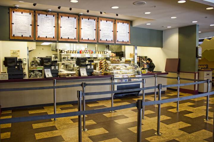 Snack bar