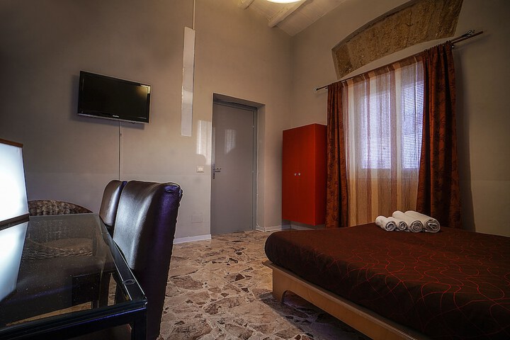 Room 16 of 58