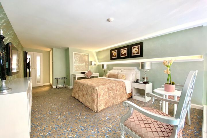 Room 20 of 47