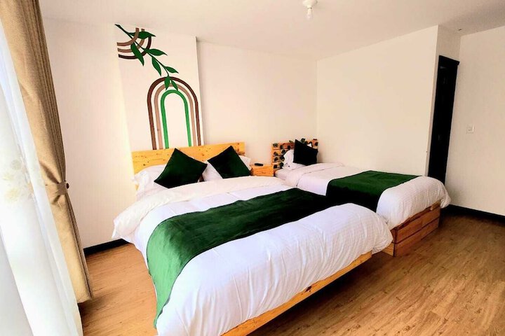Room 6 of 40