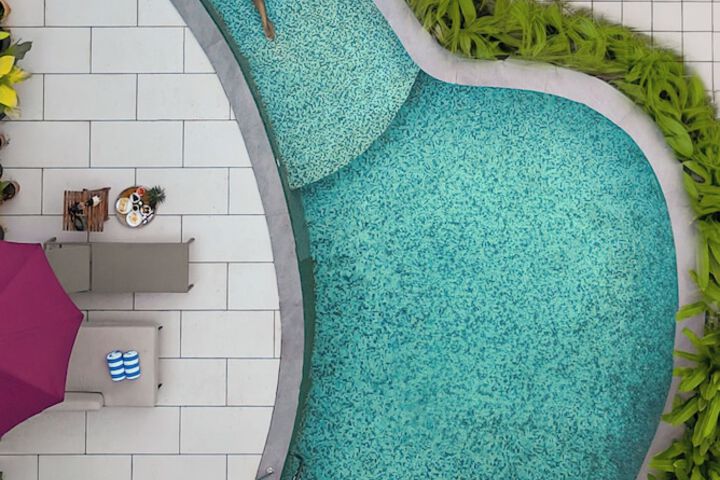 Pool 9 of 37