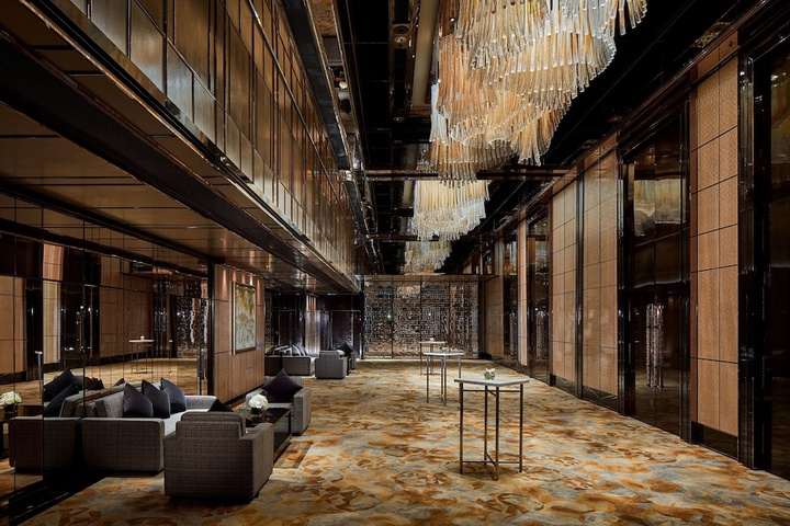 Ballroom/Hall 129 of 145