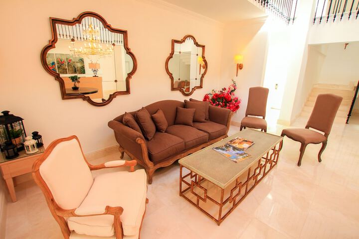 Hotel Interior 4 of 50