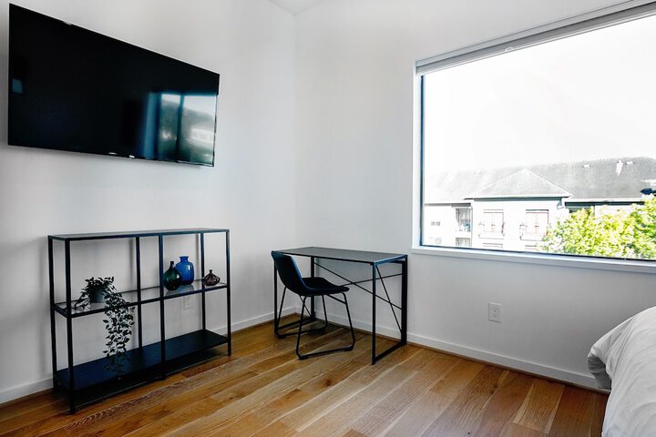 Room 21 of 61