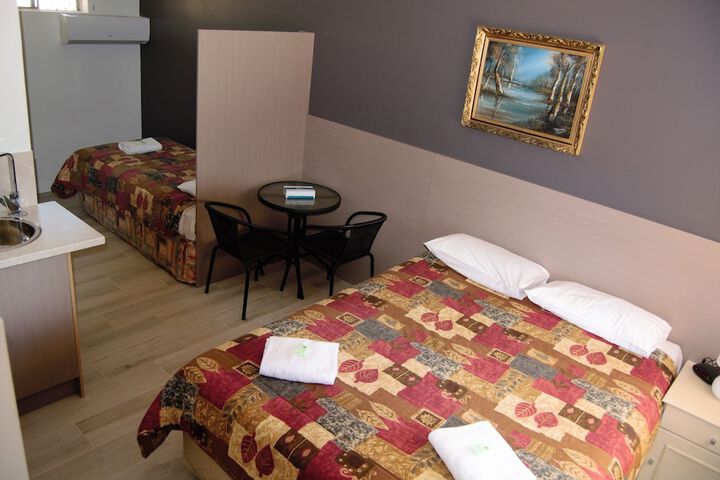 Room 7 of 61