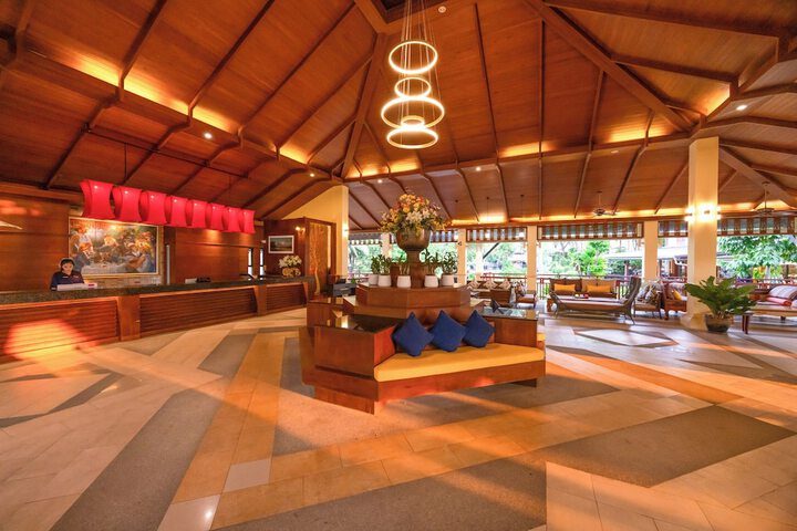 Hotel Lobby