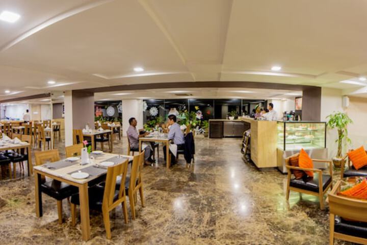 Dining 86 of 129