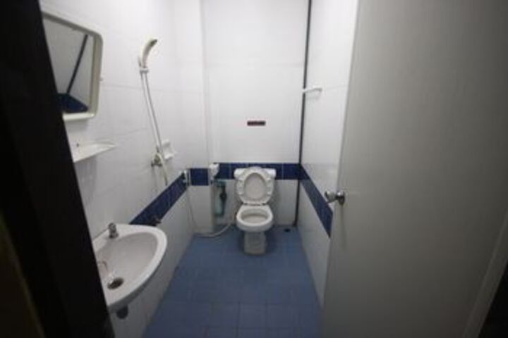 Room 4 of 47