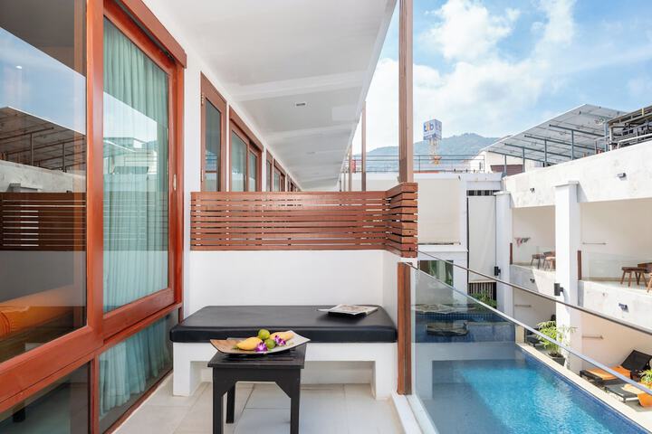 Terrace/Patio 65 of 188