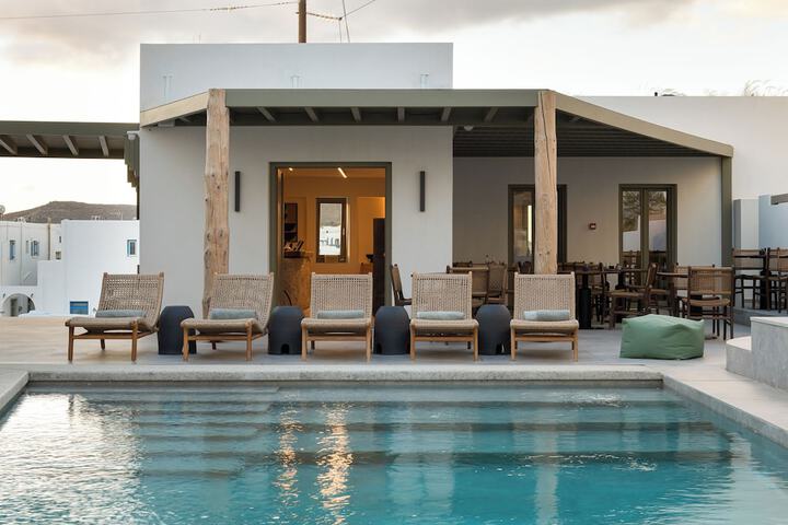 Pool 35 of 57