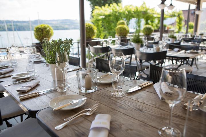 Dining 44 of 65