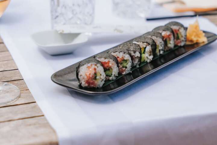 Dining 54 of 94