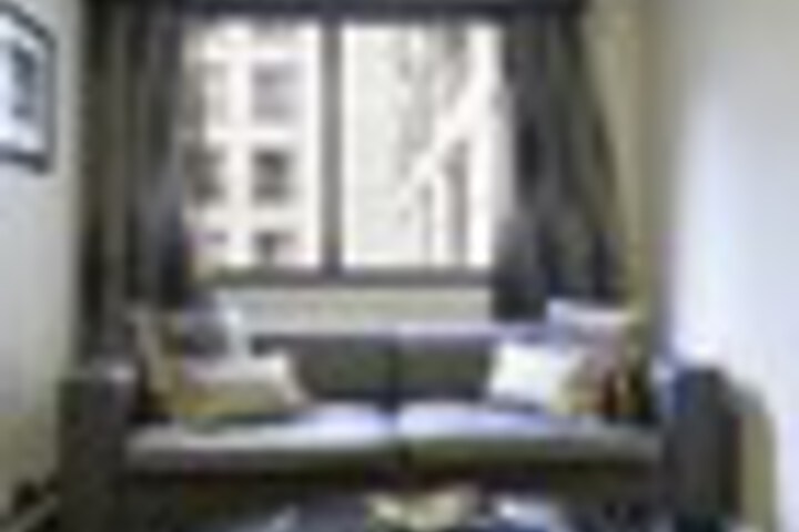 Room 104 of 156