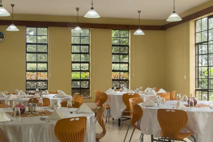Dining 57 of 86