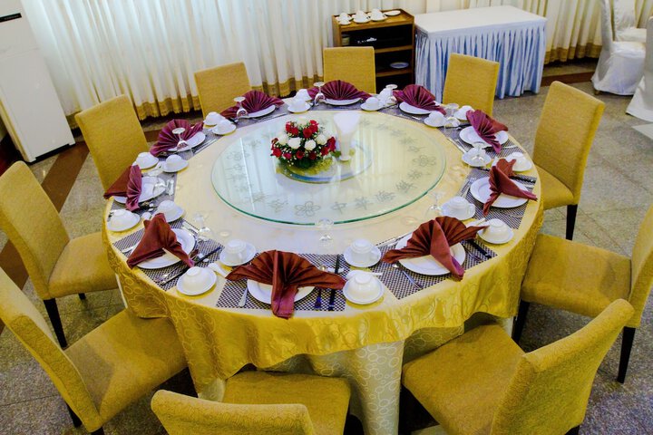 Dining Photos