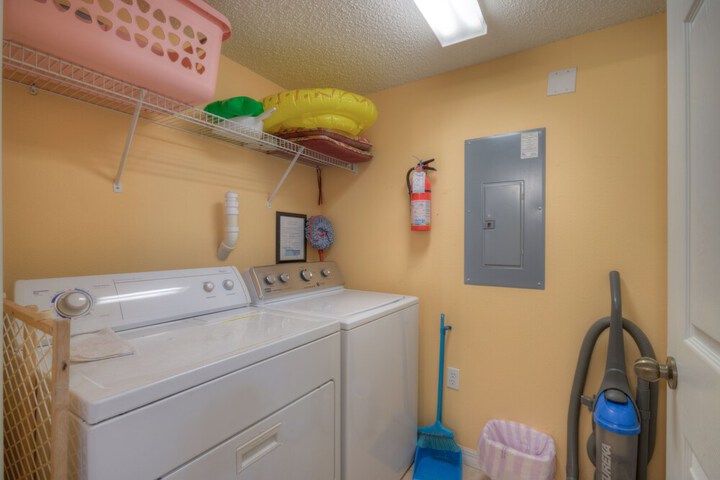 Laundry 15 of 35