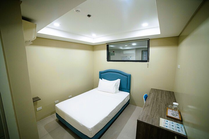 Room 5 of 21