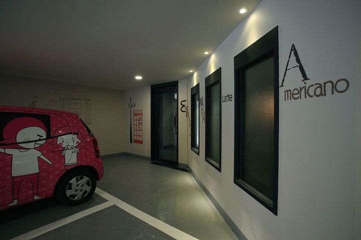 Hotel Interior 6 of 32