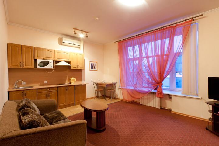 Room 17 of 22
