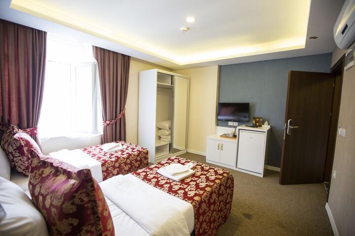 Room 9 of 54
