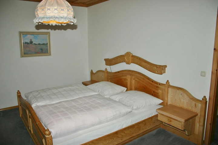 guest_rooms