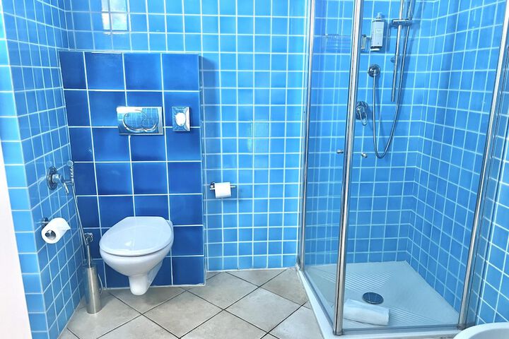 Room 62 of 89