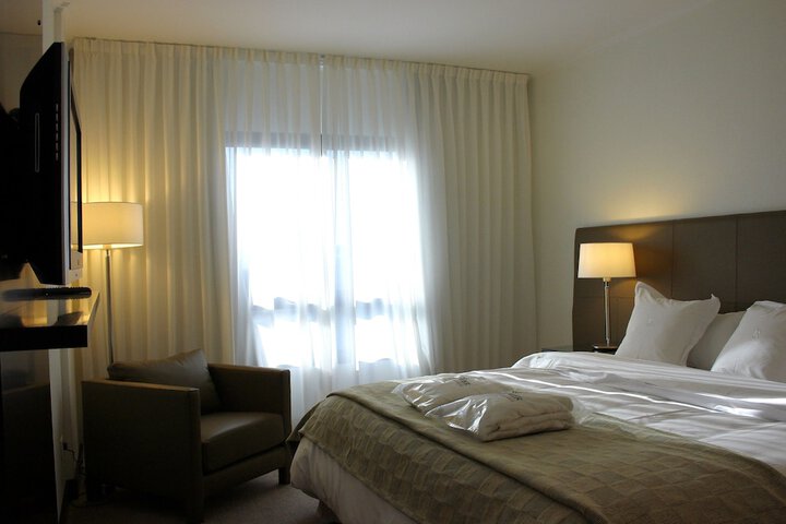 Room 27 of 81